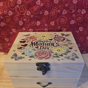 "Happy Mother's Day" Wooden Keepsake Box, Lasered, Hand-Painted